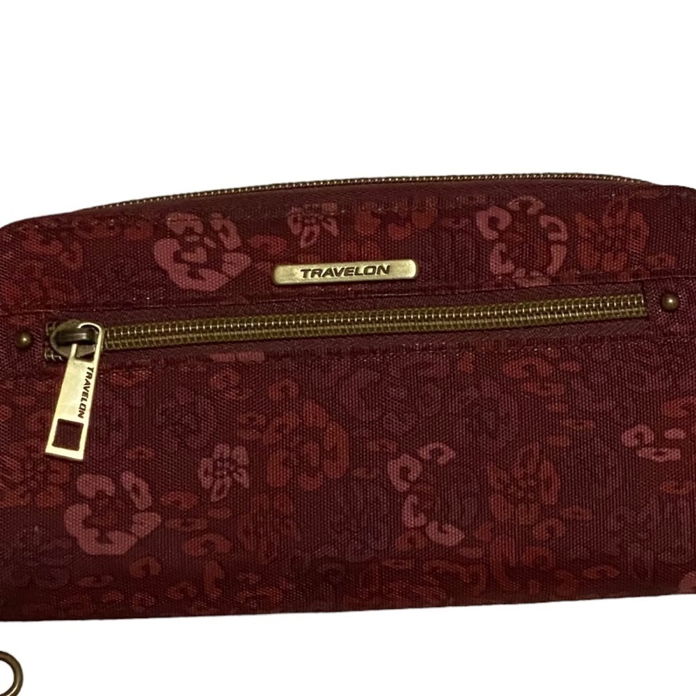 Travelon RFID Wallet, Floral, Never Used